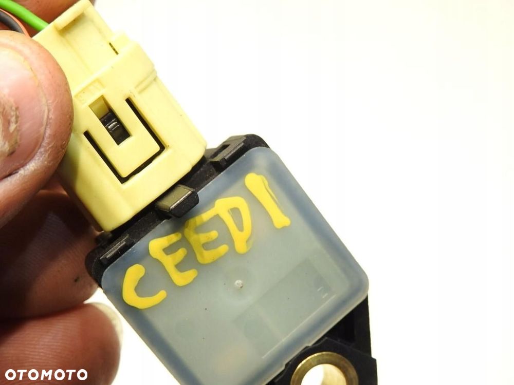 SENSOR UDERZENIA KIA CEED I 95920-2H000 - 3