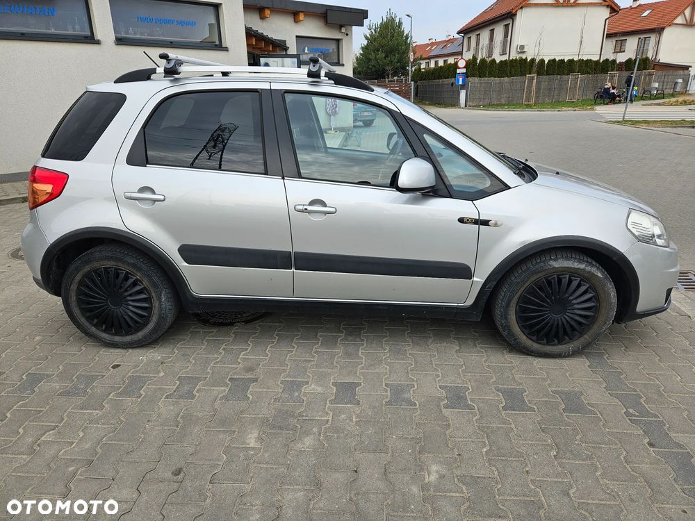 Suzuki SX4 - 5