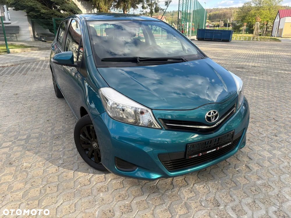 Toyota Yaris 1.33 VVT-i Lounge - 5