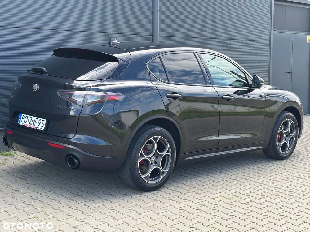 Alfa Romeo Stelvio 2.2 JTDM Executive Q4 - 4