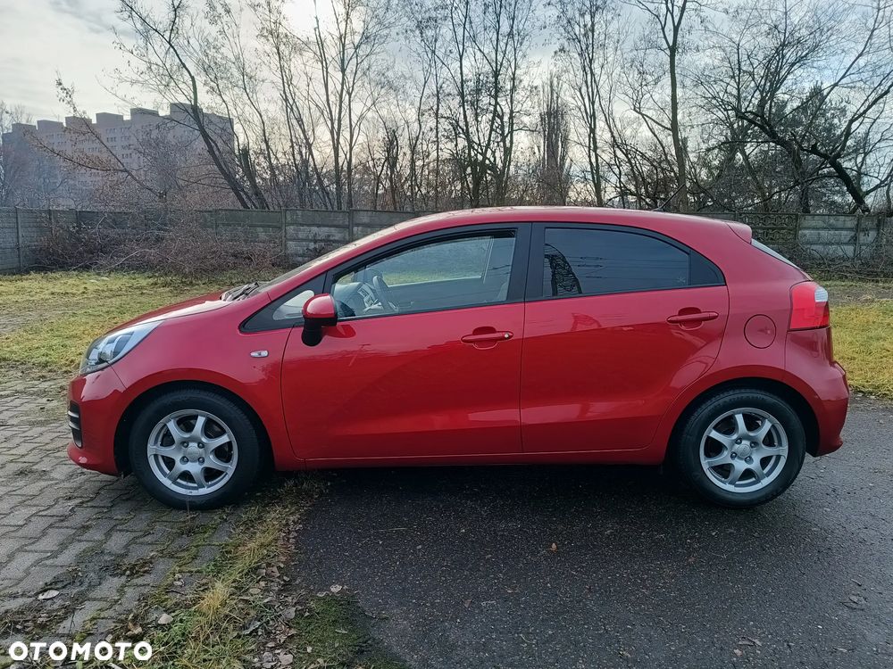 Kia Rio 1.4 L - 2