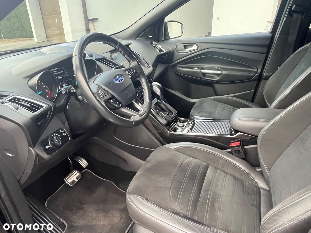 Ford Kuga - 14
