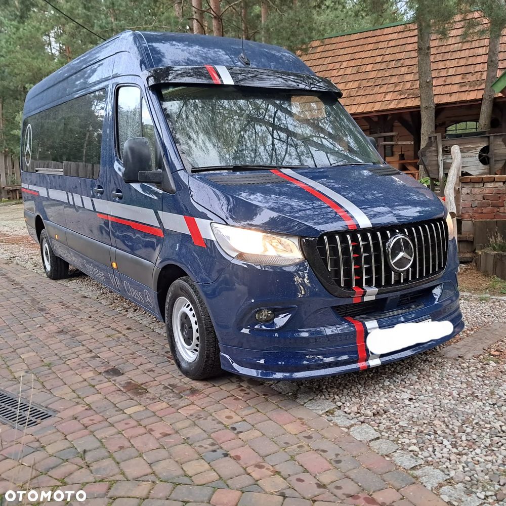 Mercedes-Benz Sprinter - 10