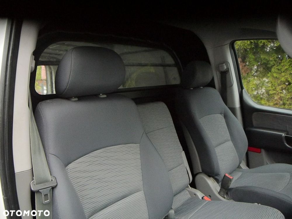 Hyundai H-1 - 23