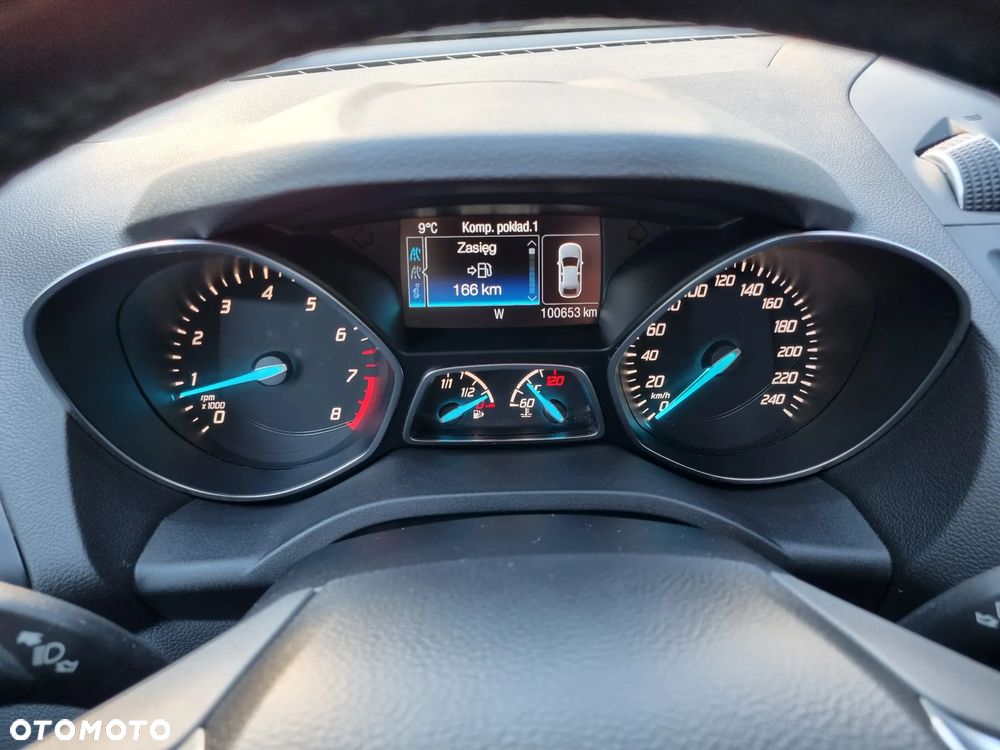 Ford Kuga 1.5 EcoBoost 2x4 Titanium - 6