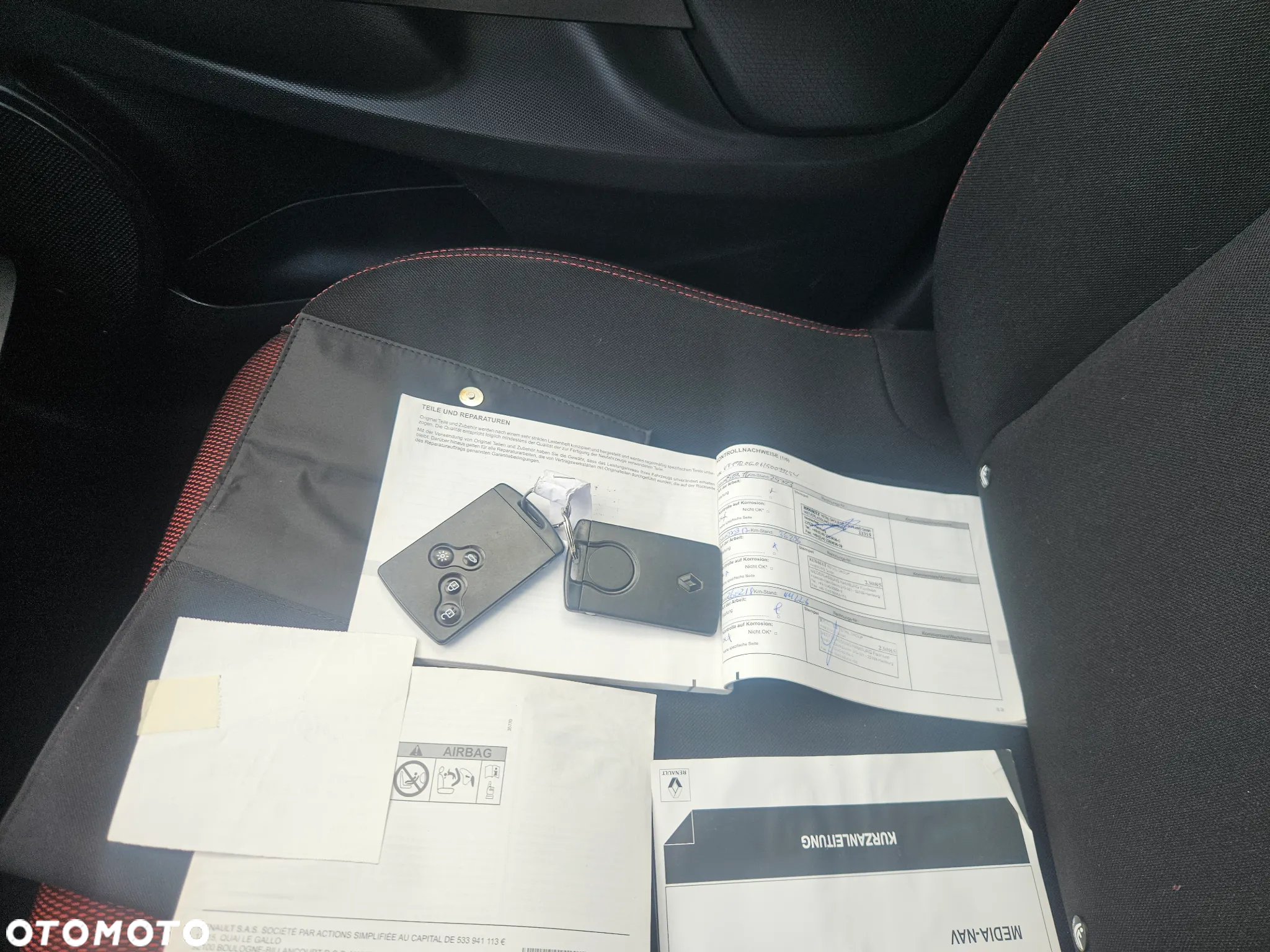 Renault Clio - 10