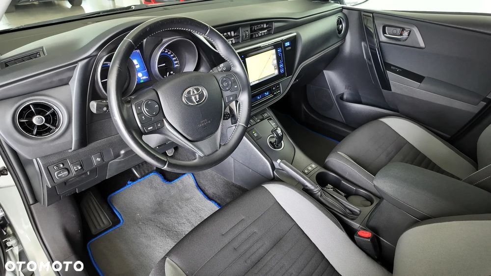 Toyota Auris 1.8 VVT-i Hybrid Automatik Edition-S - 10