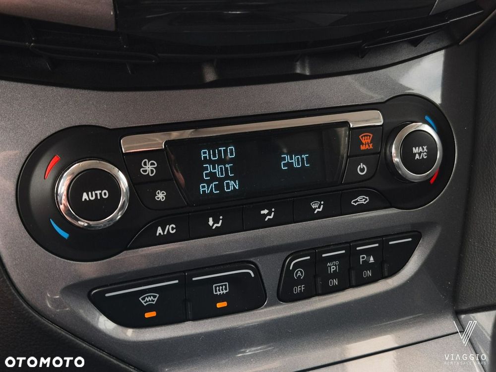Ford Focus 1.6 EcoBoost Titanium - 16