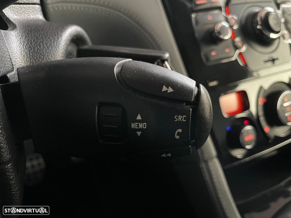 Peugeot RCZ 1.6 200 THP - 17