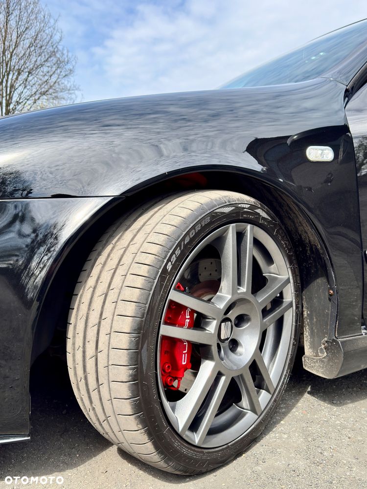 Seat Leon 1.8 20V Turbo Cupra R - 11