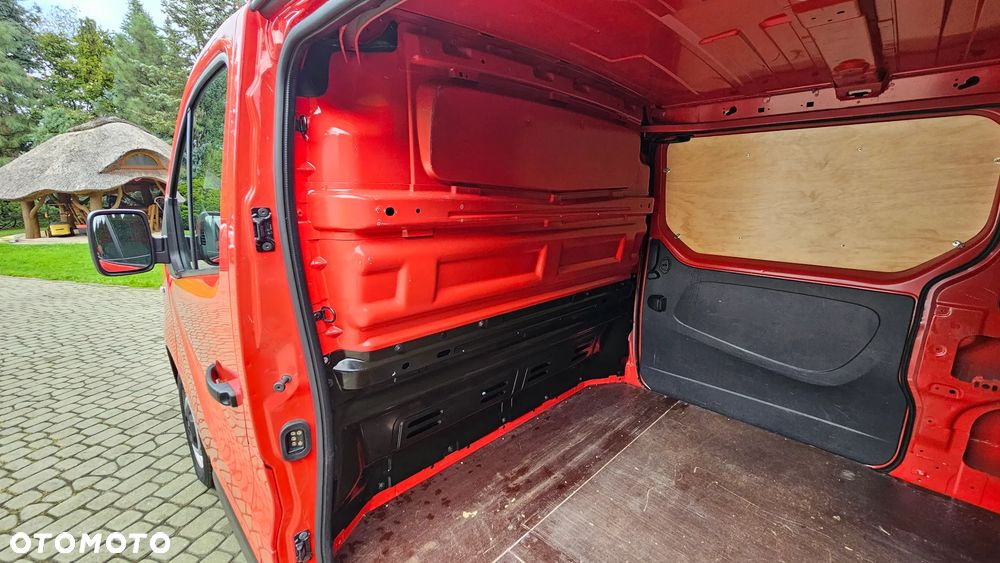 Renault Trafic 2,0DCI 2021Rok 105 Tys.km. L2 Długi Full Led Klima Nawi Kamera 2xDrzwi Hak Super Stan - 35