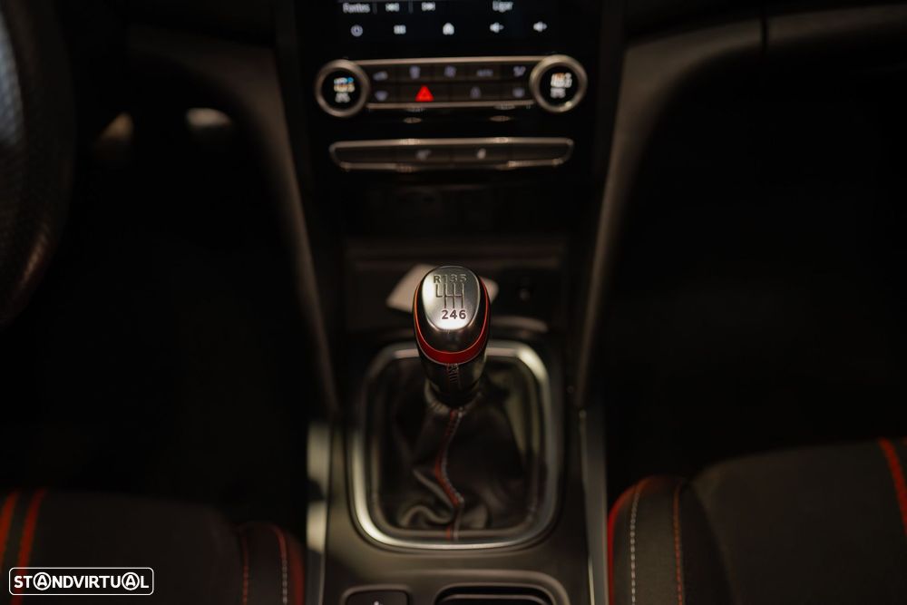 Renault Mégane 1.5 Blue dCi R.S. Line - 28