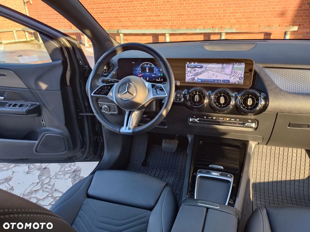 Mercedes-Benz Klasa B 180 d 8G-DCT Entry - 6