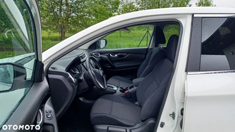 Nissan Qashqai - 12