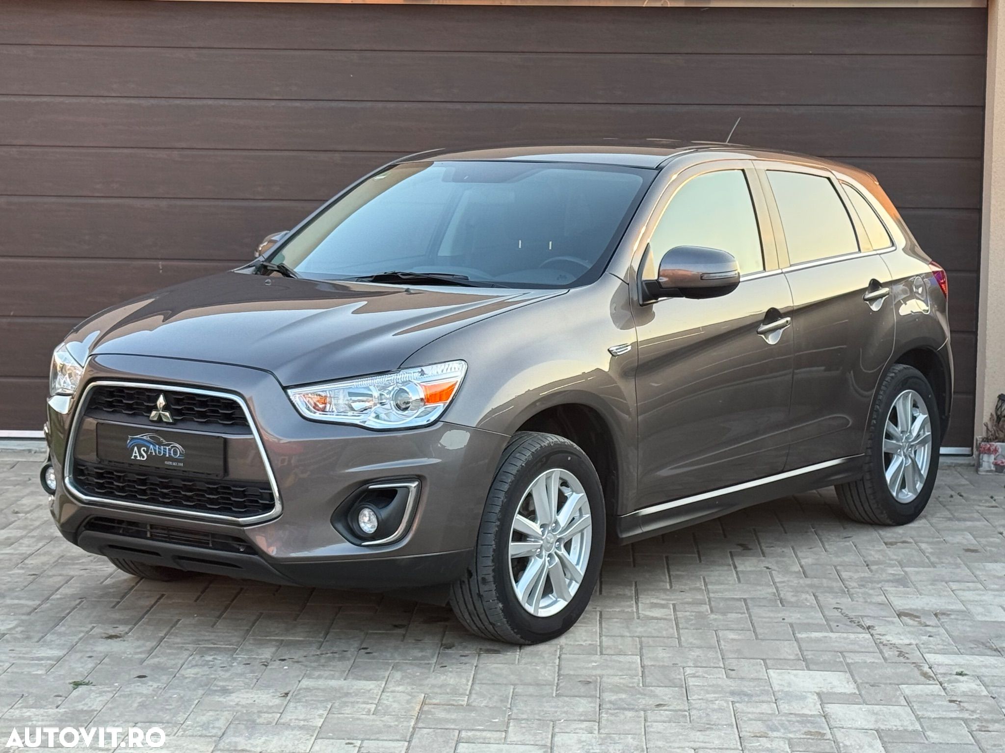 Mitsubishi ASX 1.8 DI-D 2WD Diamant Edition - 1