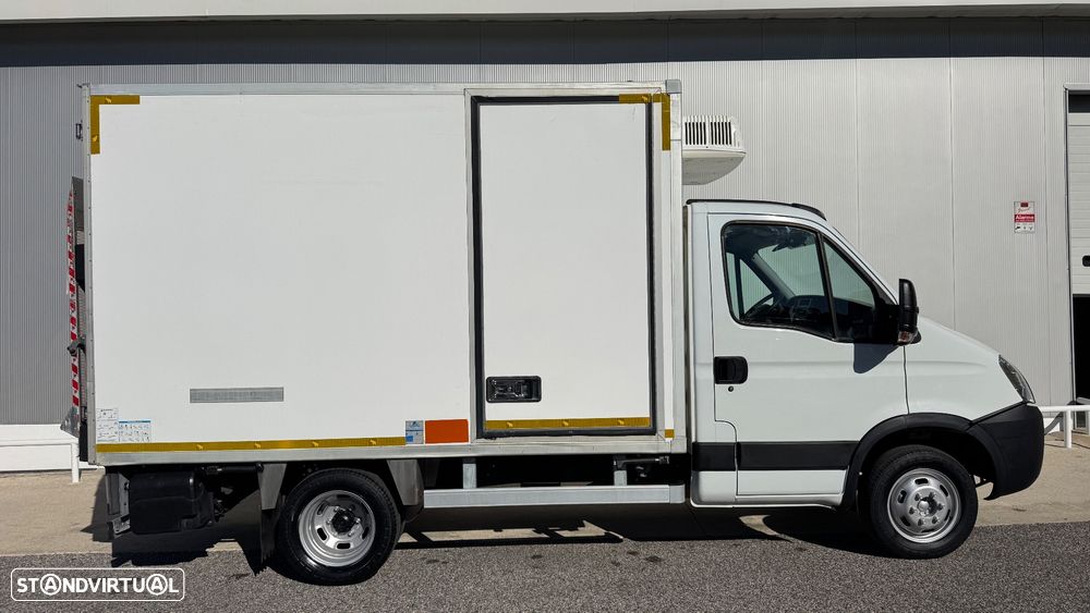 Iveco Daily 2.3 35C13 C/ Frio C/ Plat Elevatoria - 1