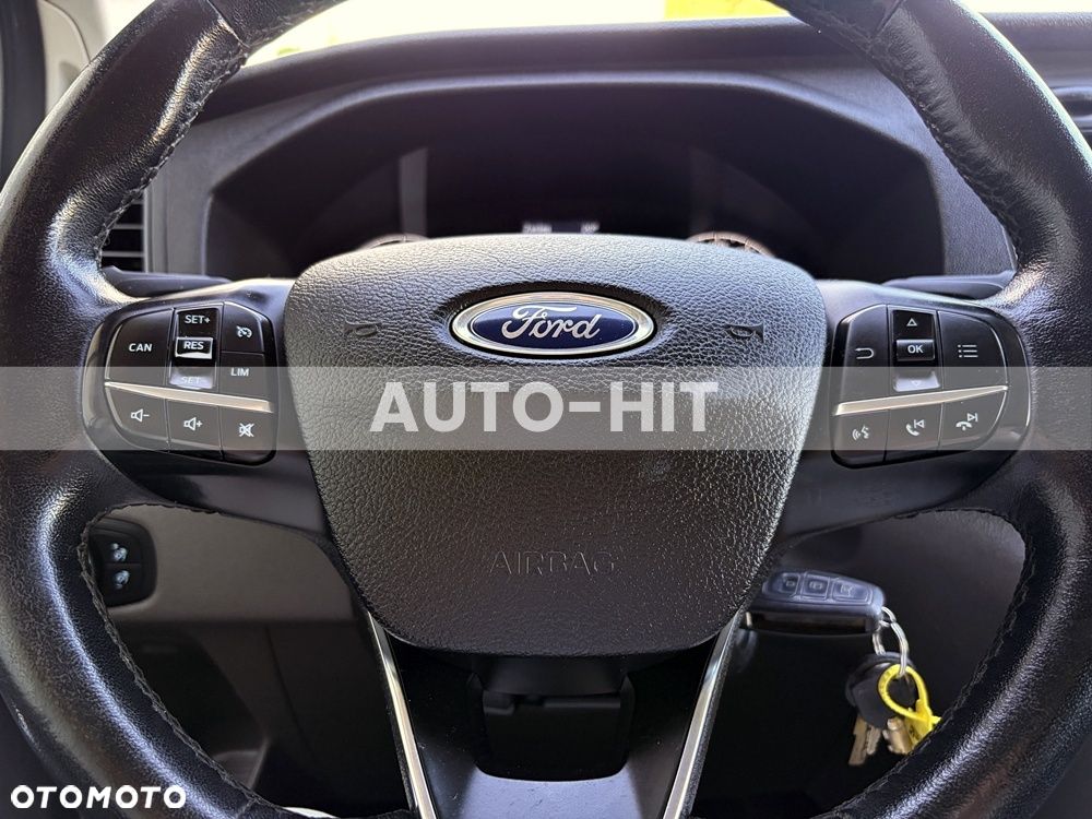 Ford Transit - 26