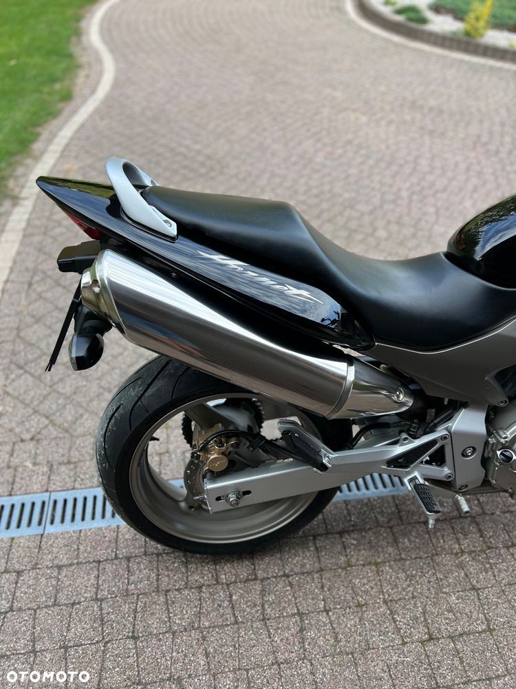 Honda Hornet - 24