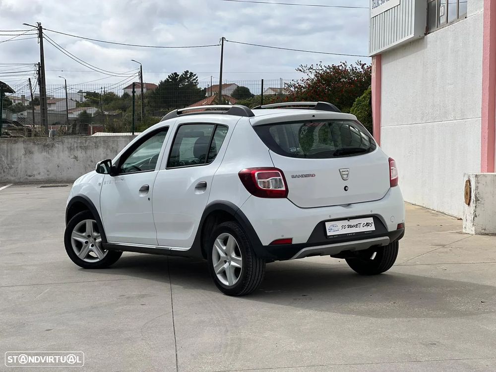 Dacia Sandero 0.9 TCe Stepway - 12
