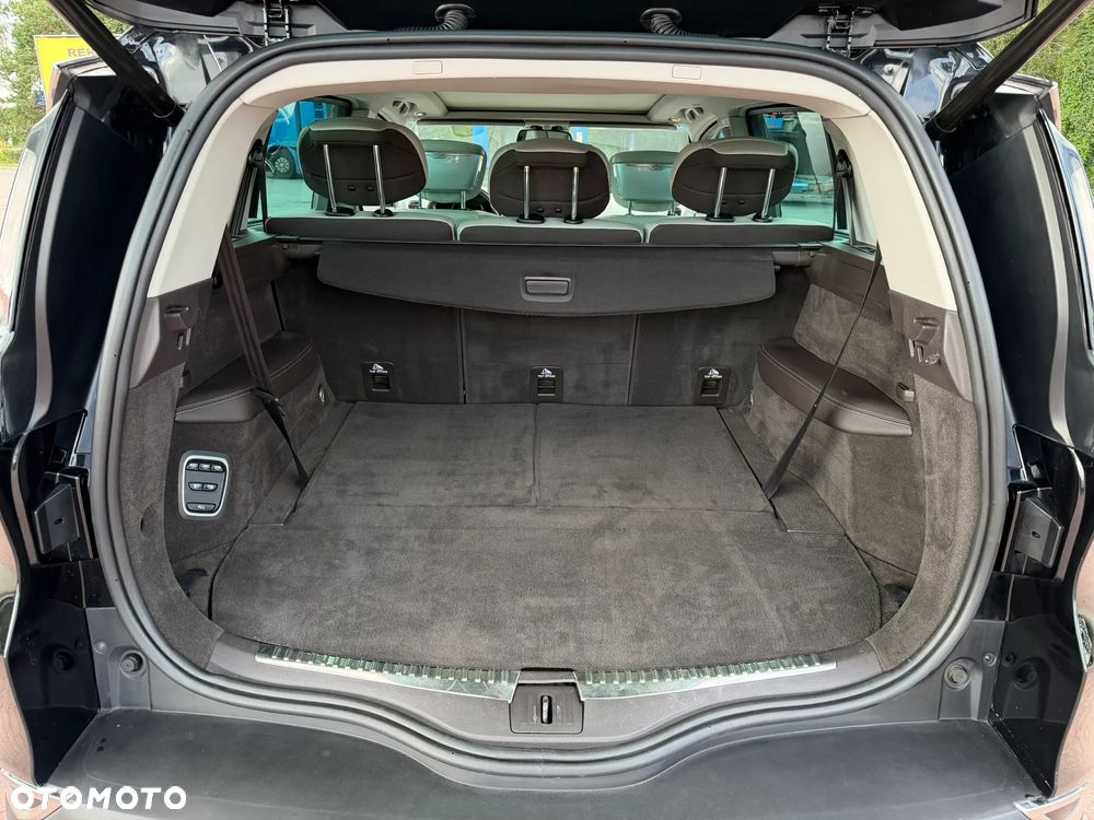 Renault Espace 1.6 dCi Energy Initiale Paris EDC 7os - 9