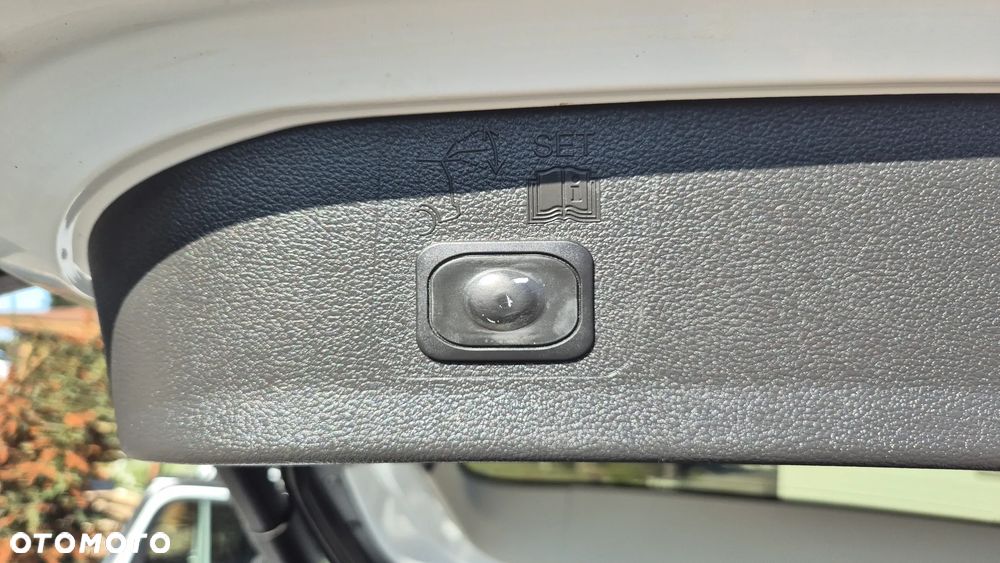 Ford Kuga 2.0 TDCi 4x2 Titanium - 29