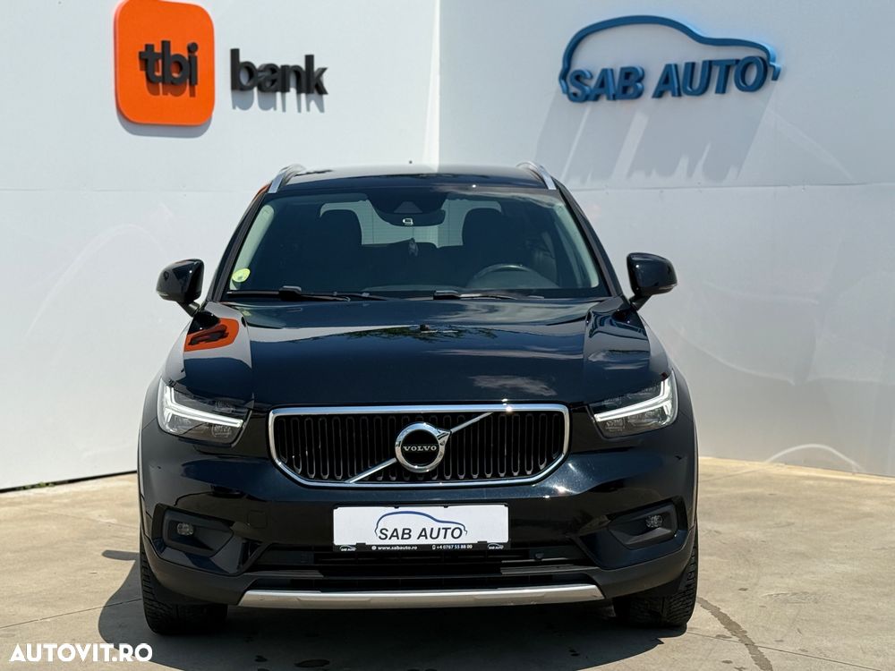 Volvo XC 40 D4 AWD Geartronic Momentum - 3