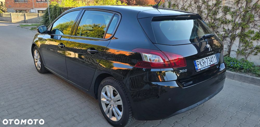 Peugeot 308 - 6