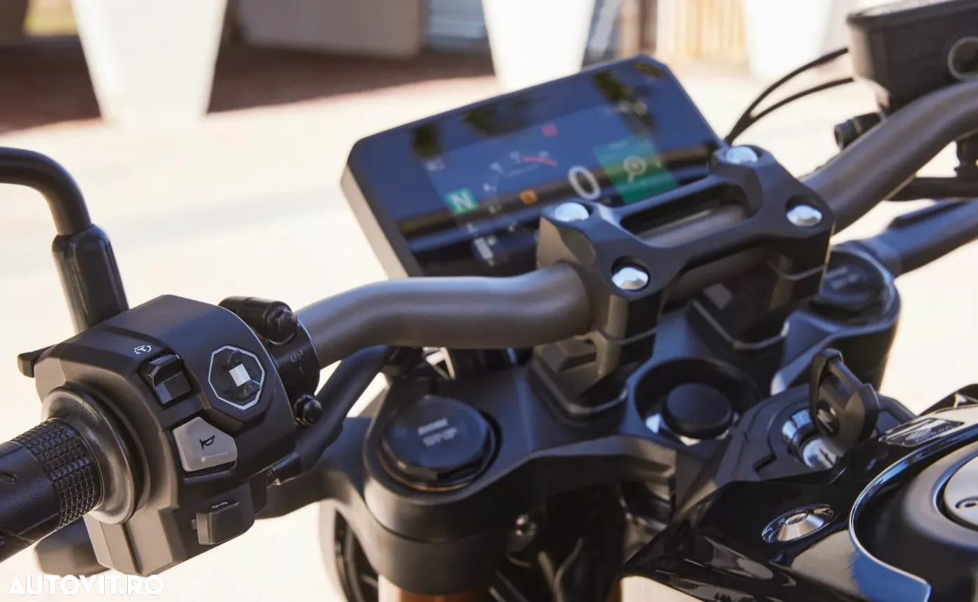 Honda CB 650R - 6