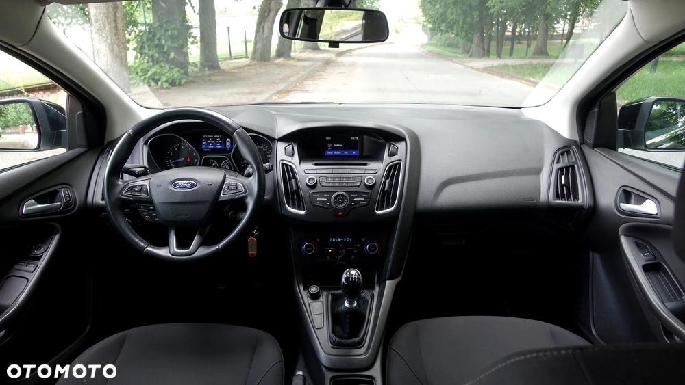 Ford Focus - 10