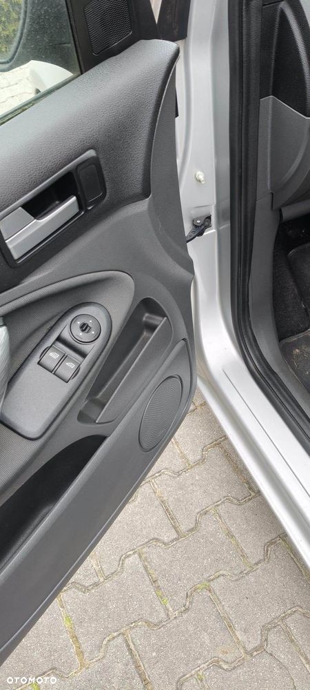 Ford Focus C-Max 1.6 TDCi Futura - 18