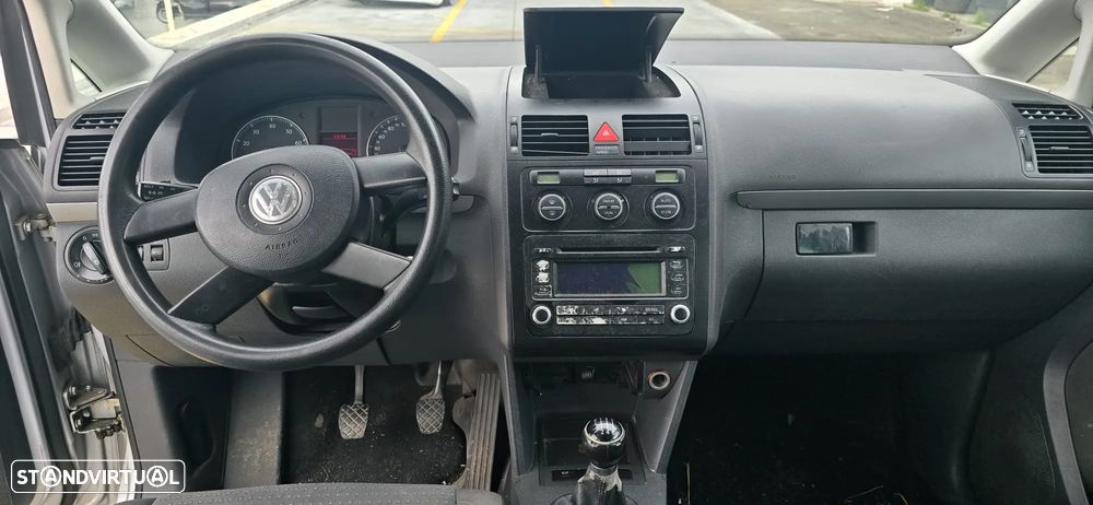 VW Touran 2.0 Gasolina de 2006 - VIATURA PARA PEÇAS - 7