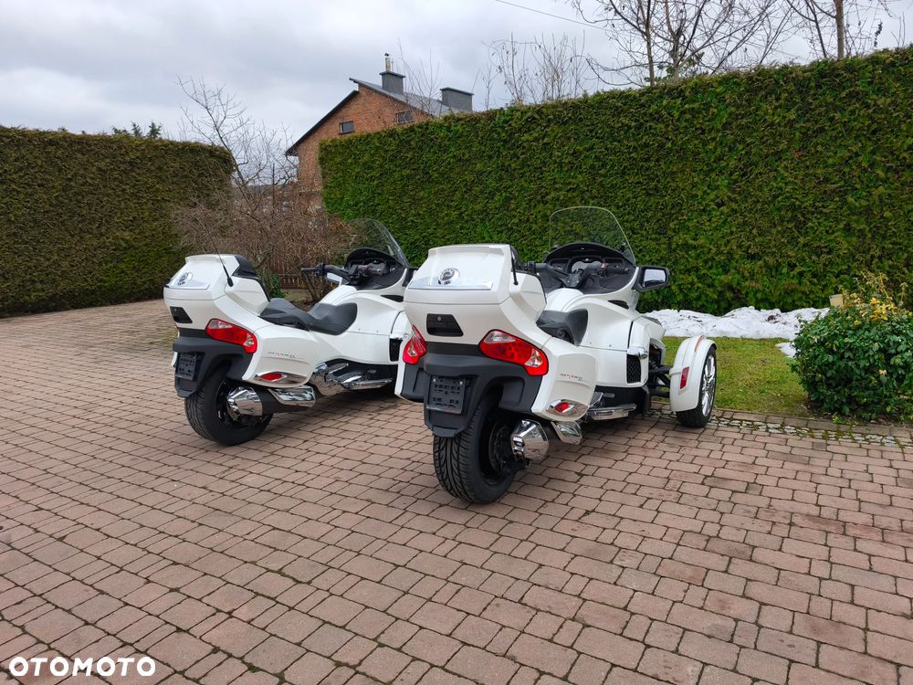 Can-Am Spyder - 4