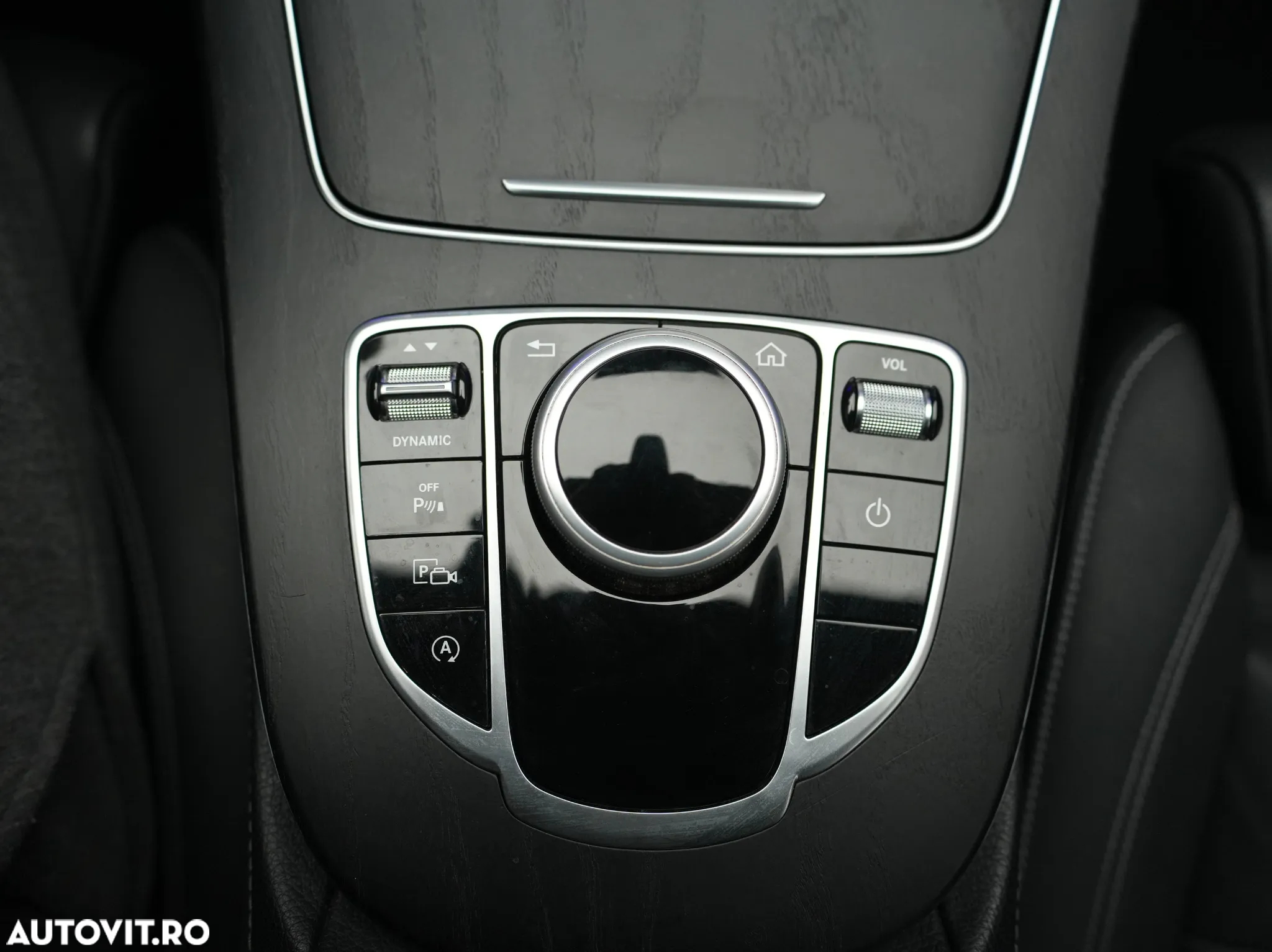 Mercedes-Benz E 200 d 9G-TRONIC AMG Line - 28