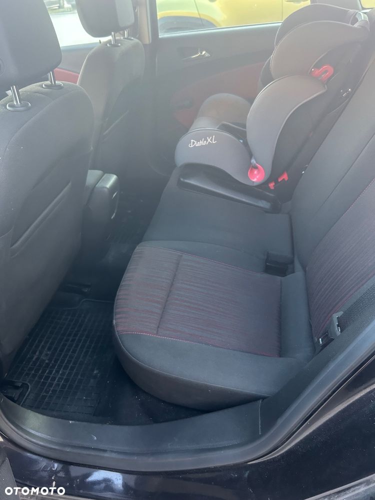 Opel Astra 1.7 CDTI Sport - 8