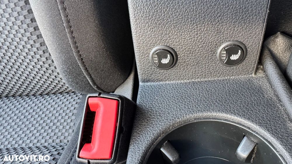 Volkswagen Jetta 1.6 TDI CR DPF Comfortline - 12