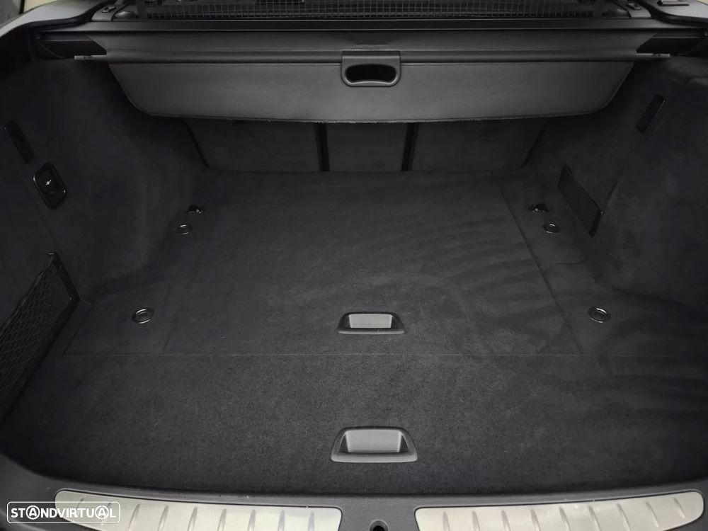 BMW 318 d Line Sport - 18