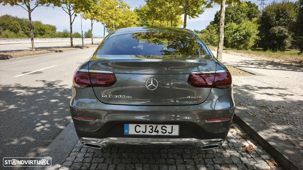 Mercedes-Benz GLC 300 de Coupe 4Matic 9G-TRONIC Exclusive - 43