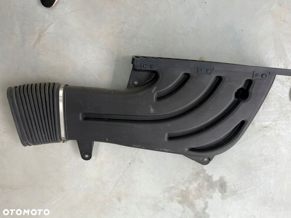 WLOT POWIETRZA KOMIN RENAULT GAMA T RANGE 22028049 - 5