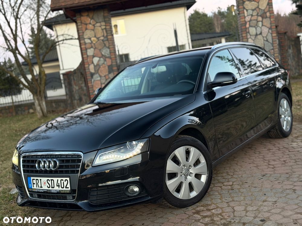 Audi A4 Avant - 25