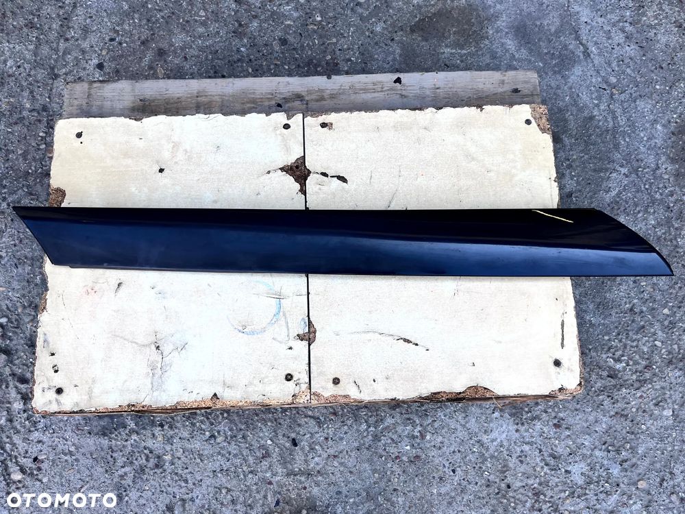 KIA SOUL I 2008-2014 LISTWA SZYBY CZOŁOWEJ LEWA 86171-2K000