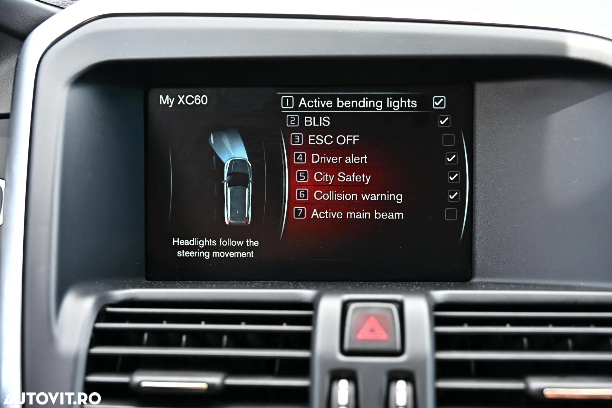 Volvo XC 60 D5 AWD Geartronic Summum - 32
