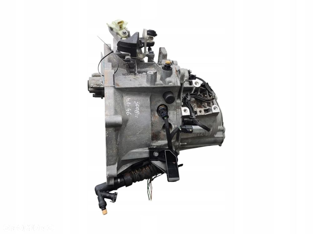 SKRZYNIA BIEGÓW MANUALNA PEUGEOT 3008 II 1.2 THP 2016-2020 20V258 - 2