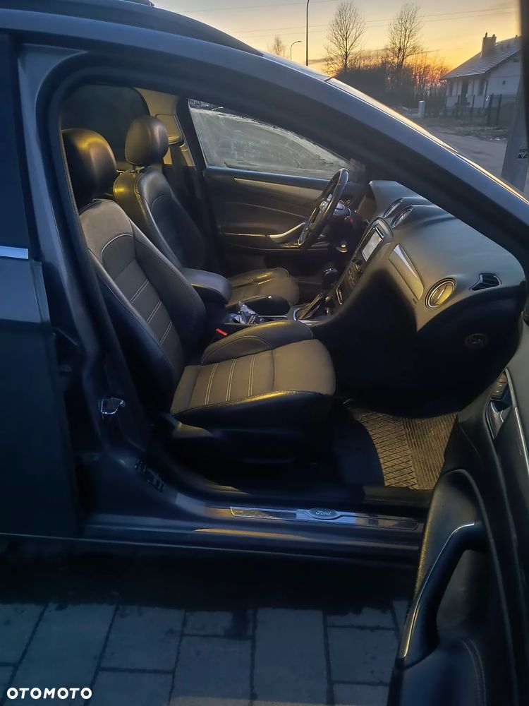 Ford Mondeo - 20