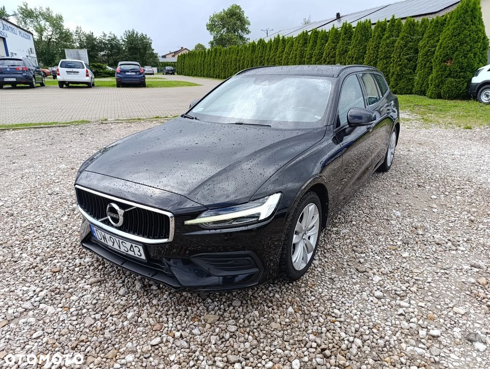 Volvo V60 D3 Momentum Pro - 2