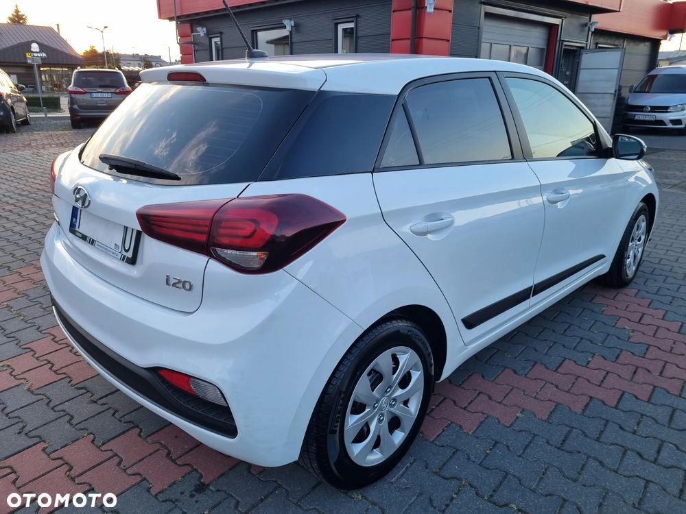 Hyundai i20 1.2 BlueDrive Comfort - 9