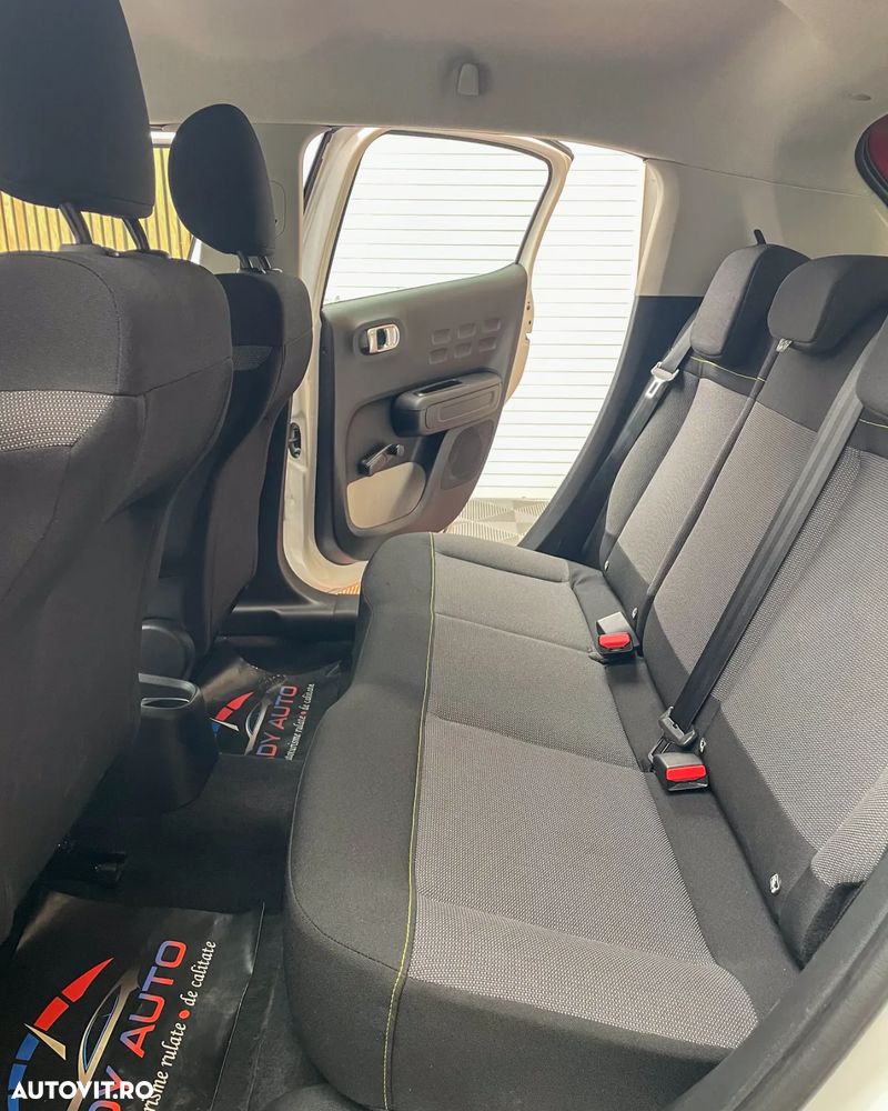 Citroën C3 1.2 PureTech BVM Shine - 14