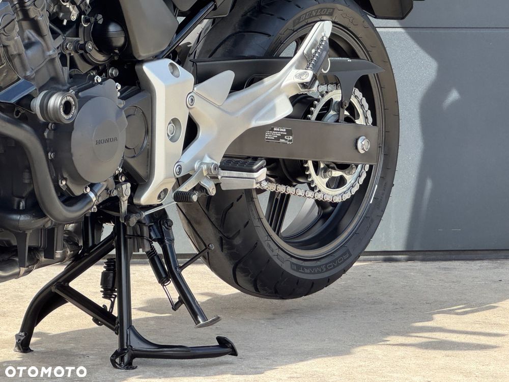 Honda CBF - 24