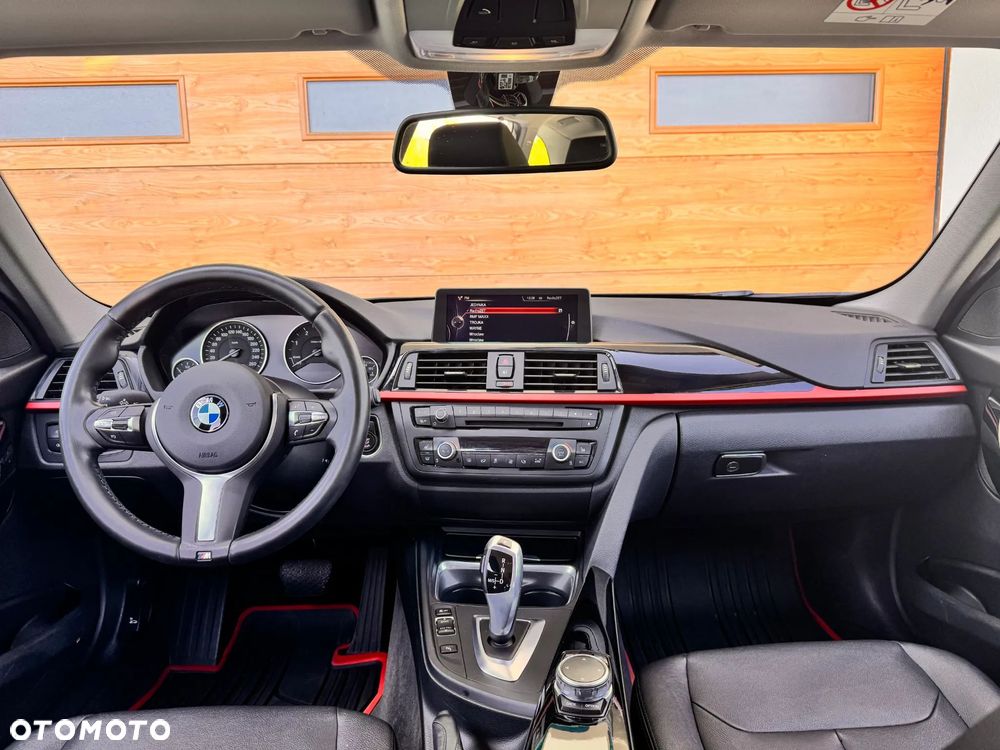 BMW Seria 3 330d xDrive Edition M Sport Shadow - 10