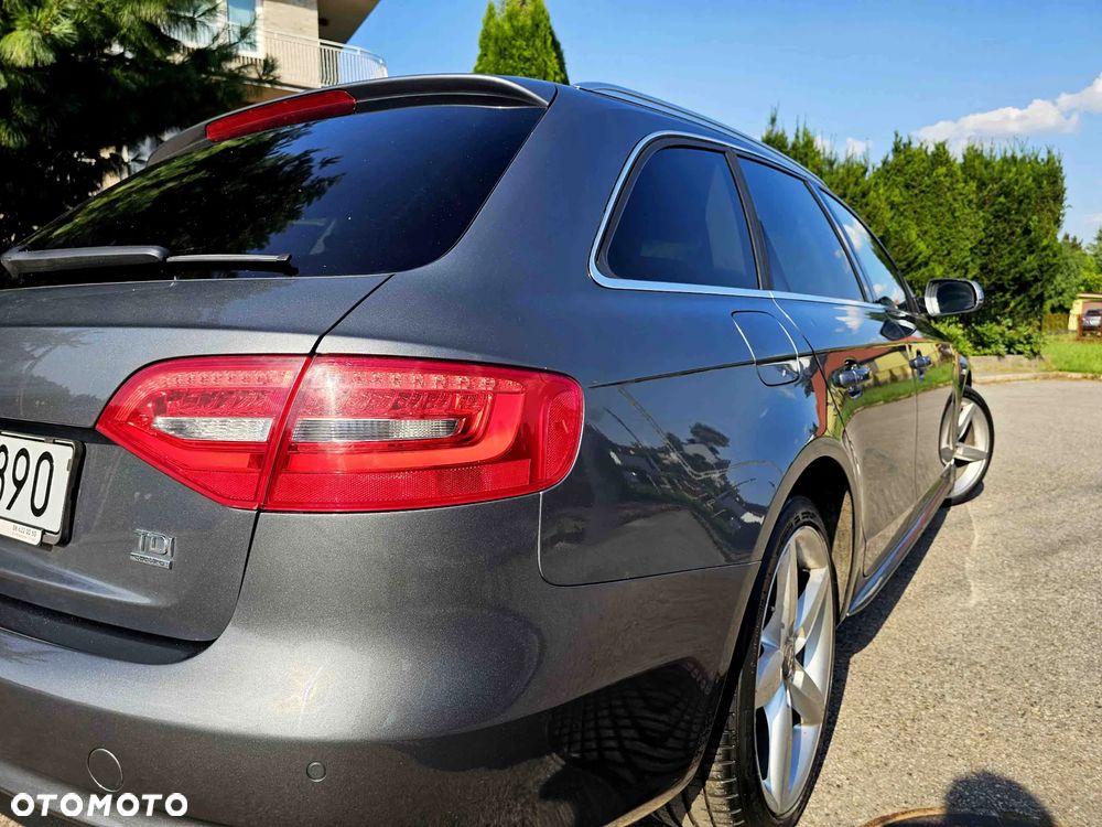 Audi A4 Avant 2.0 TDI DPF quattro Attraction - 9