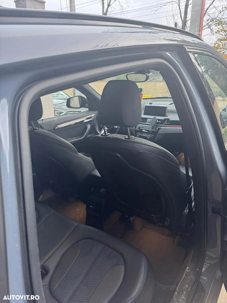 BMW X1 xDrive20i AT - 16